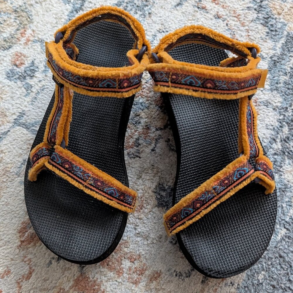 🧶 Teva Tribal Maressa Black+Yellow Flatform Sandals